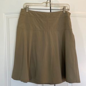 Athletes 12 tall skort w/side zip close and lg back zip pocket
